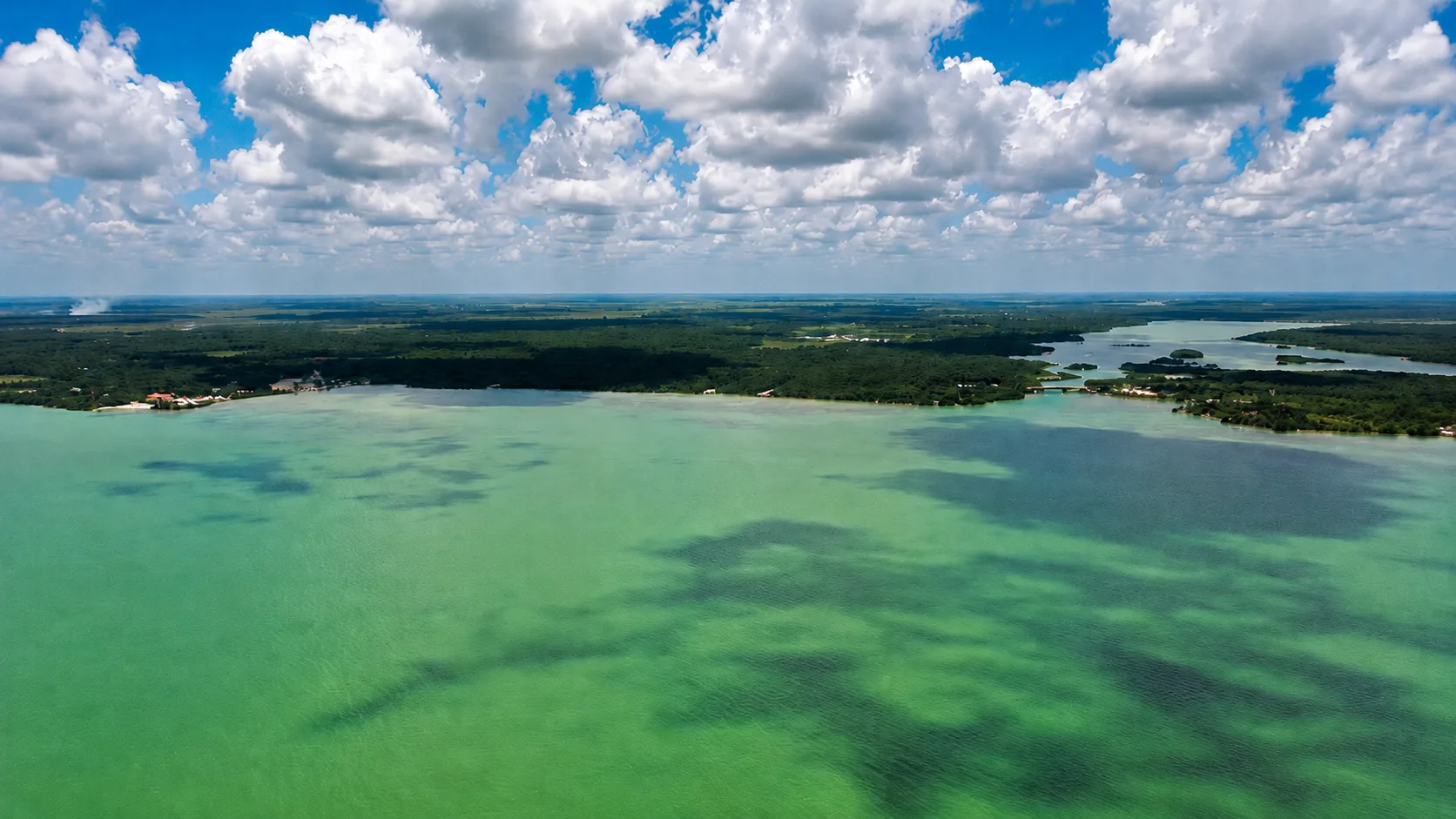 Seafront lots for sale in Corozal, Lowry Bight area, Belize real estate.